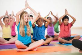 Atelier yoga/méditation 3/10 ans ⎪ certains vendredis ⎪ 17h30-18h30